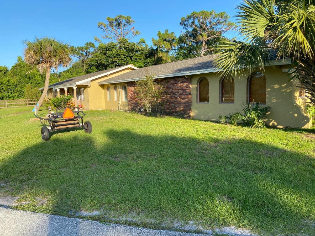 Отель Oyo Family Ranch At Melbourne Fl Экстерьер фото