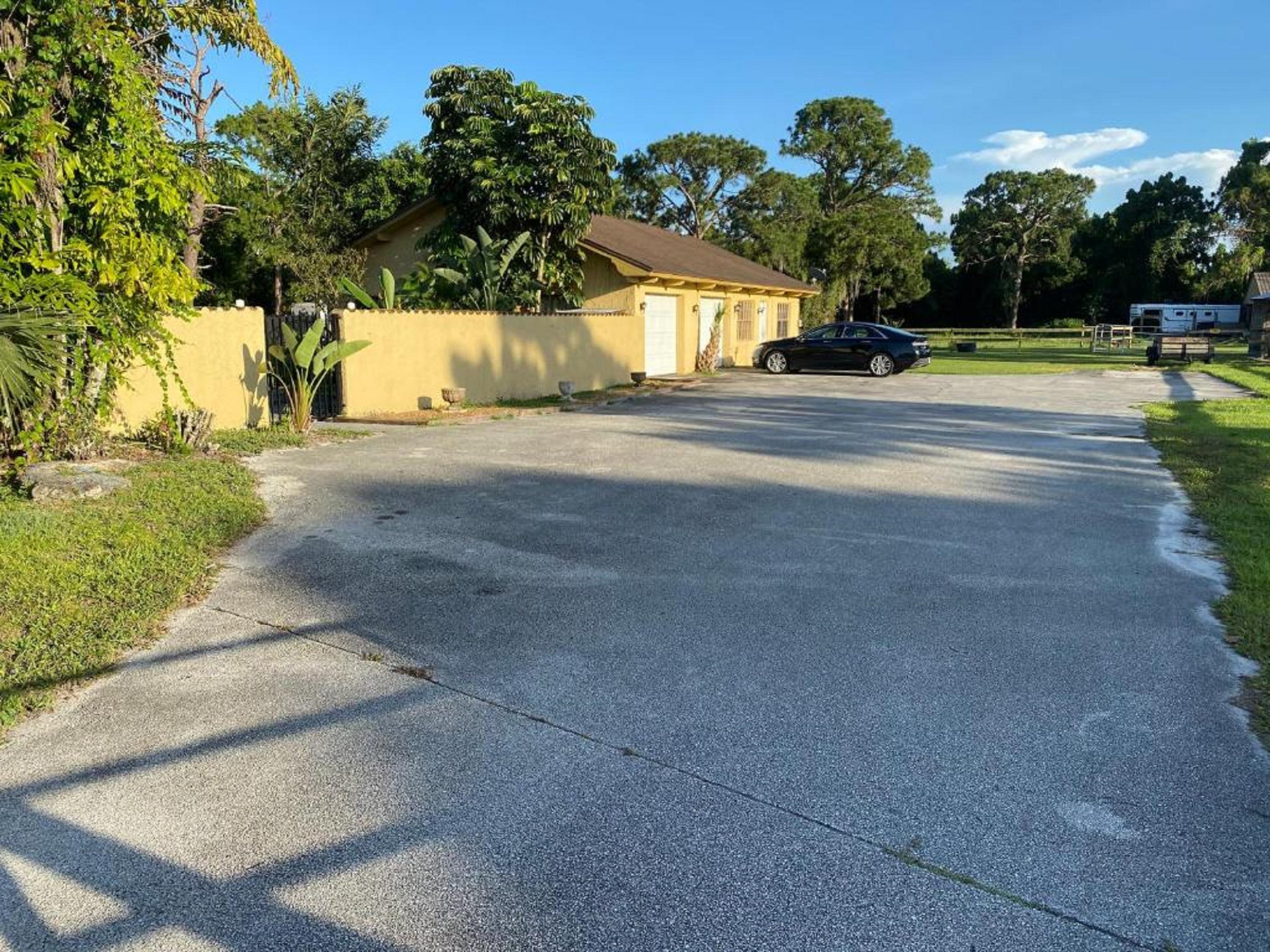 Отель Oyo Family Ranch At Melbourne Fl Экстерьер фото