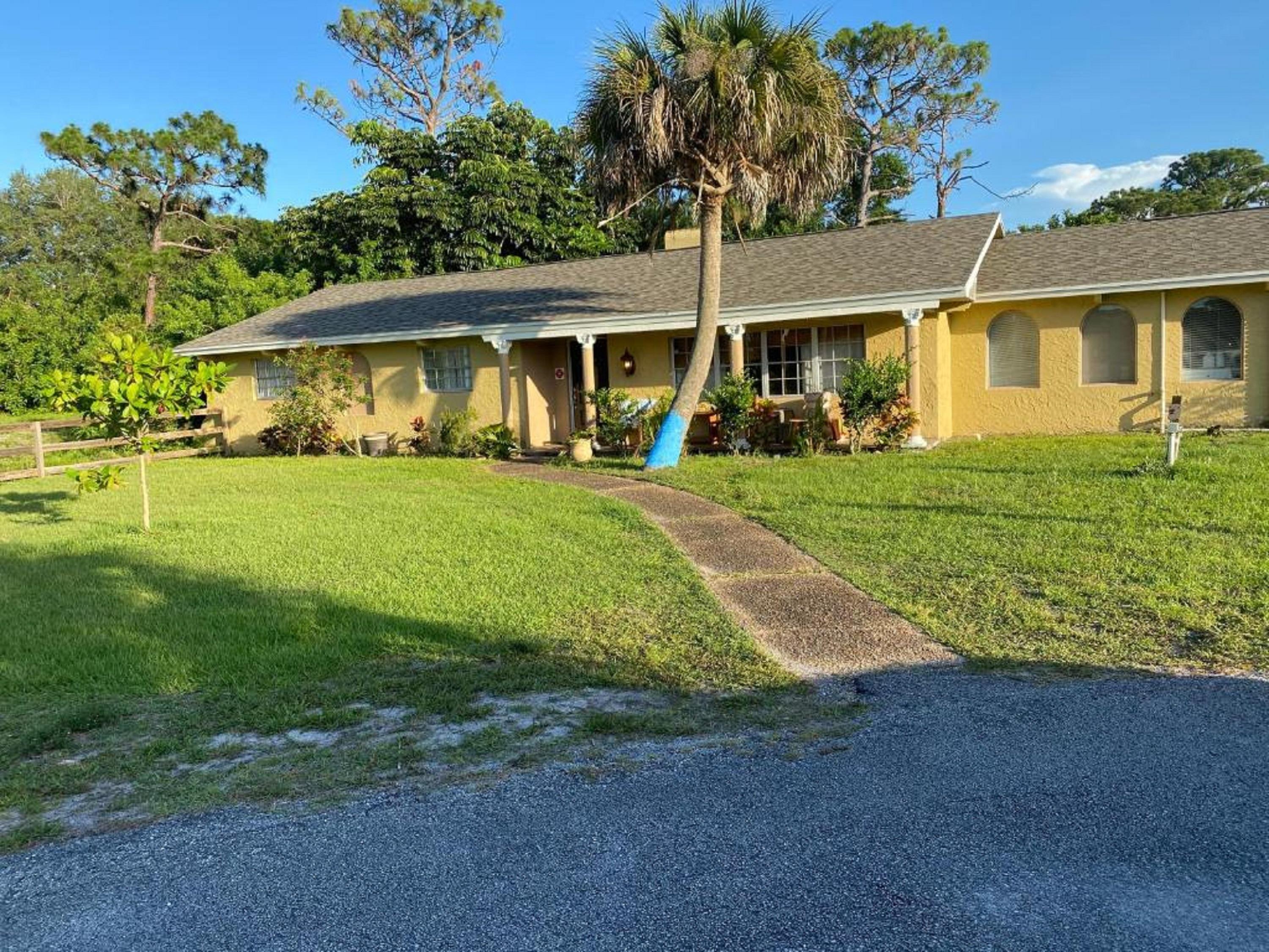 Отель Oyo Family Ranch At Melbourne Fl Экстерьер фото