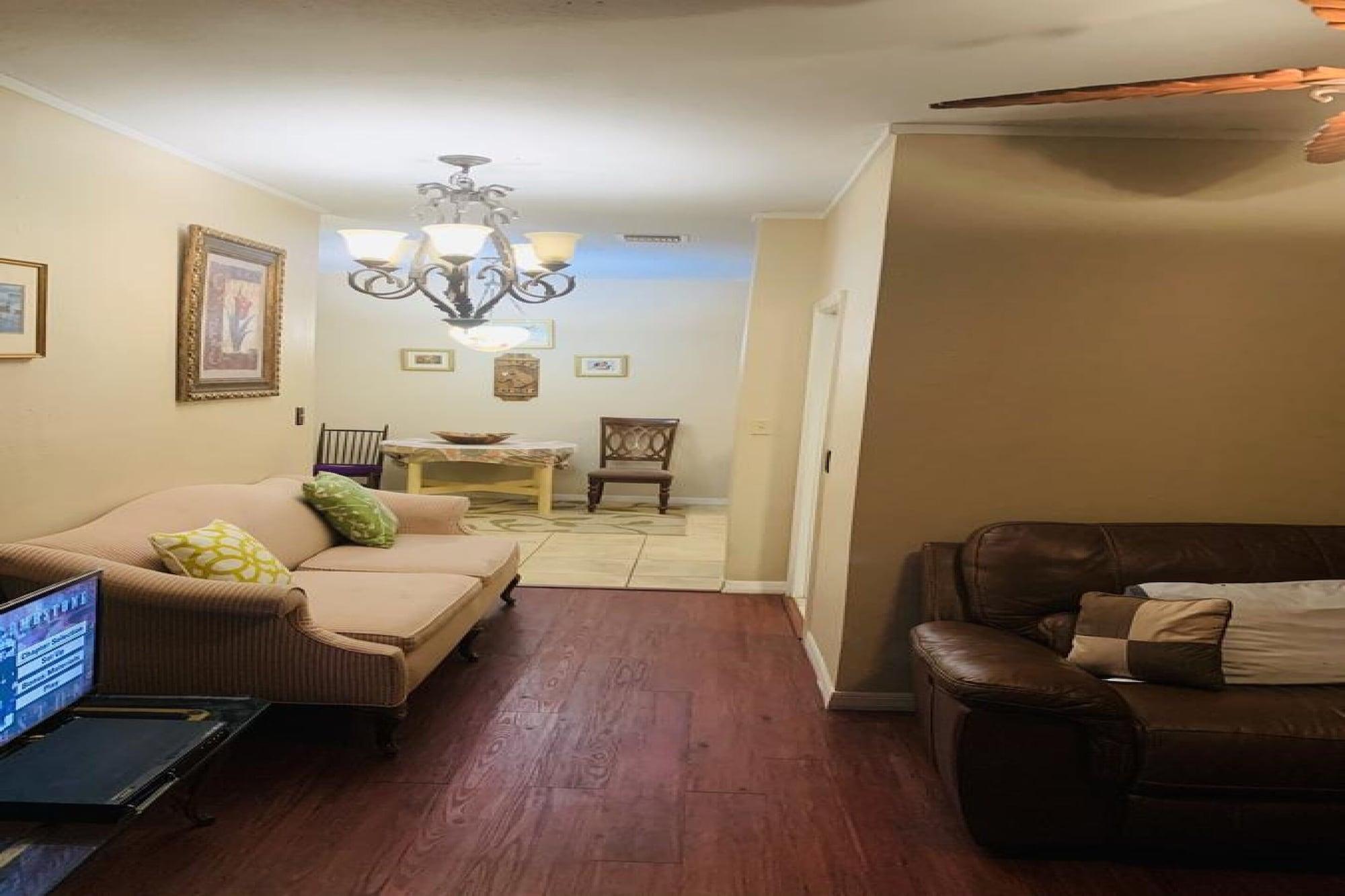Отель Oyo Family Ranch At Melbourne Fl Экстерьер фото