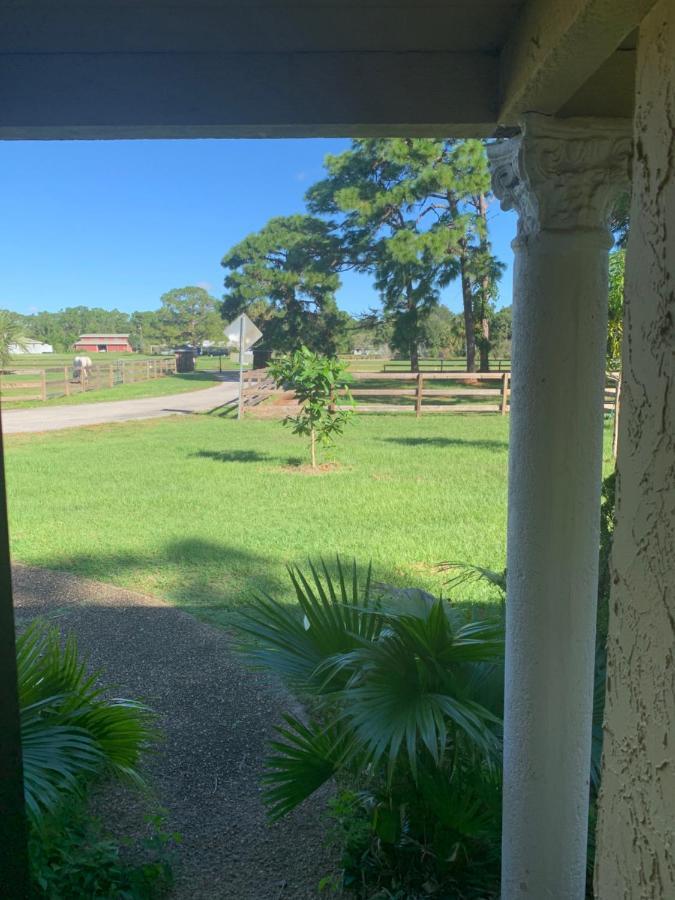 Отель Oyo Family Ranch At Melbourne Fl Экстерьер фото
